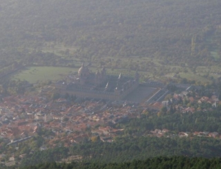  城镇及其周边地区 